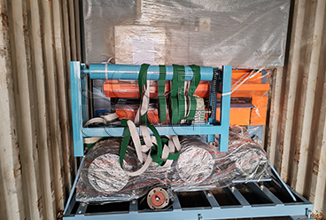 Geelong exporté de la machine de pelage de placage et machine à ponçonner en Indonésie en Indonésie