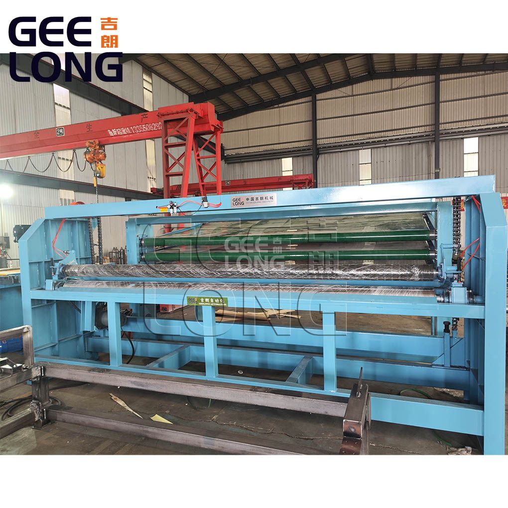 Machine d'alimentation en placage automatique en Chine