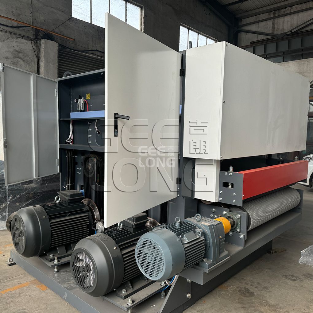 Machine de ponçage et d'étalonnage de contreplaqué robuste en Chine