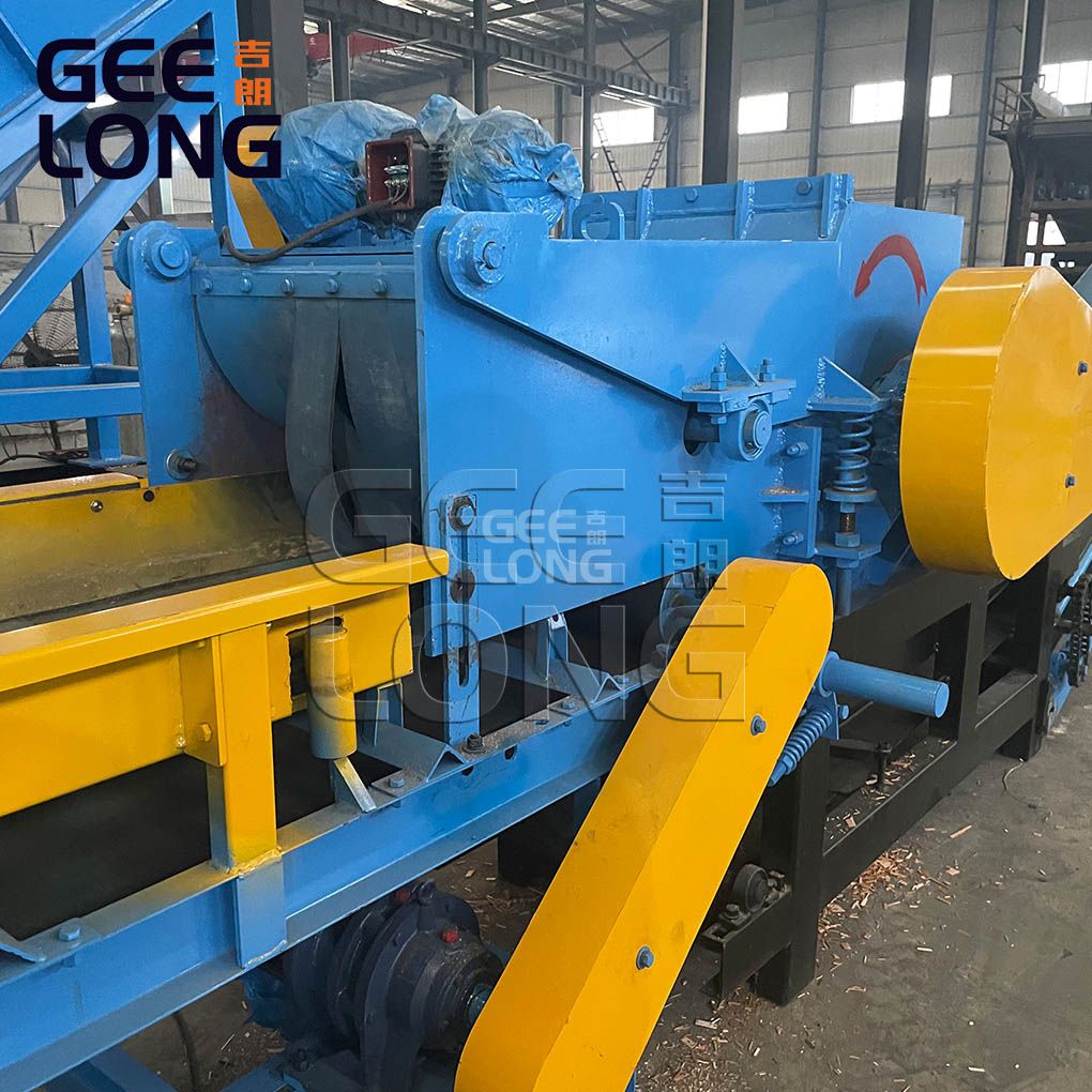 Machine à copeaux de bois de petite capacité de 1 à 2 tonnes par heure en Chine à Geelong