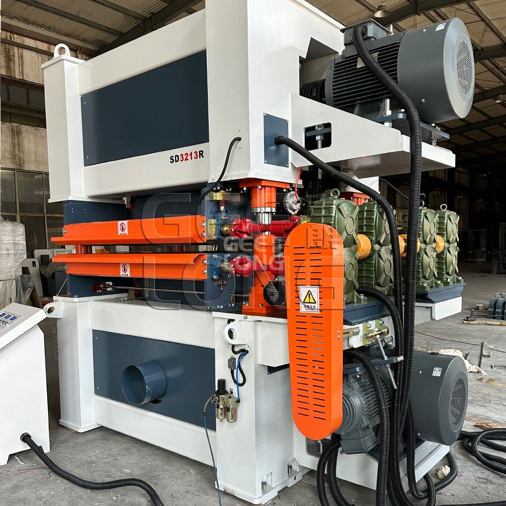 Machine de ponçage de calibrage de contreplaqué