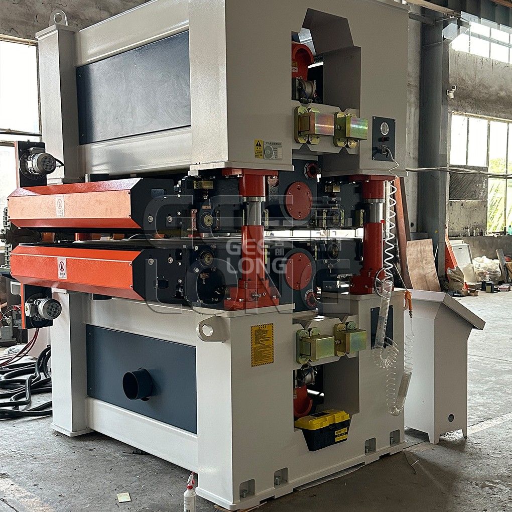 Machine de ponçage de calibrage de contreplaqué
