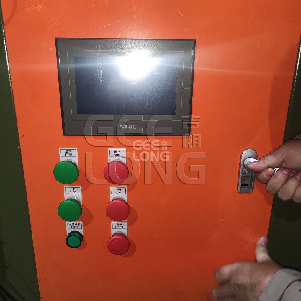 Chargeur automatique de contreplaqué de type à vide