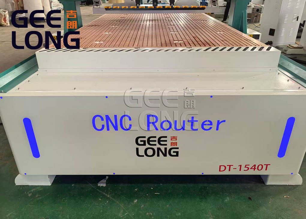 Configuration de routage CNC China Geelong avec système de changement automatique de lame de couteau