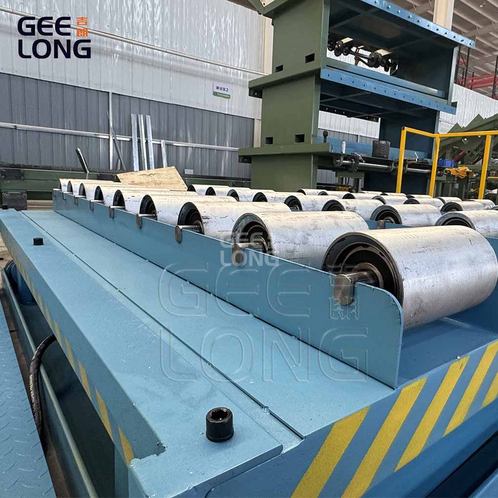 Lève-planches robuste 1800 x 2800 mm avec rouleau non motorisé